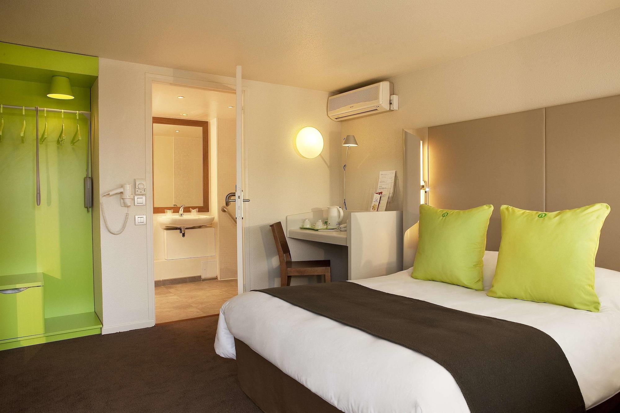 Kyriad Brie-Comte-Robert Habitación foto